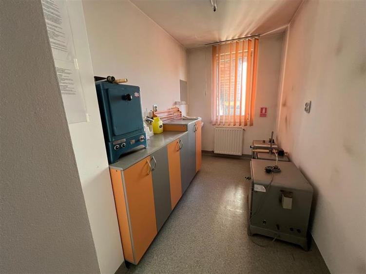 De inchiriat policlinica in Toplita