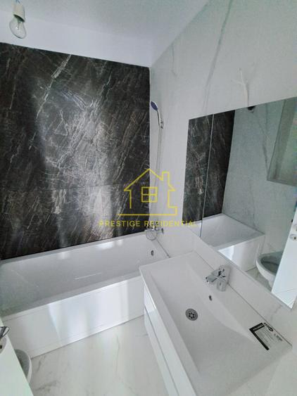 3 Cam-71mp–Curte mare 61mp–Titan-Pallady–Metrou–Decomandat–Centrala termica