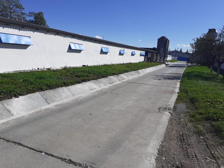 Ofertă de vânzare hală 1933 mp,  teren 4620 mp., 380000 Eur