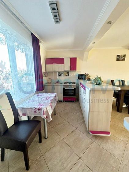 Casa pe 2 nivele de vanzare, Santandrei, Bihor