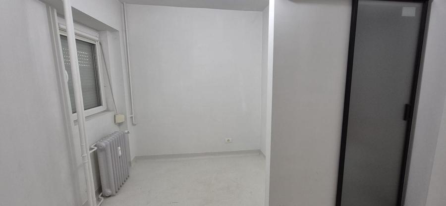 Dristor- 2 minute distanta de metrou, vanzare garsoniera, 31 mp, bloc reabilitat
