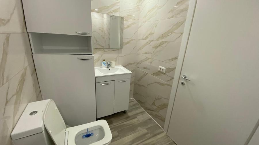 Apartament de vanzare /închiriat pe termen lung, 3 camere mobilat utilat