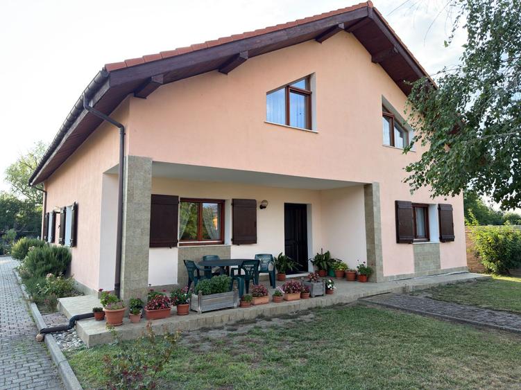 Comision 0! Casa individuală, 223mp utili, 1306mp teren, Săcălaz!
