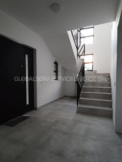 FARA COMISIOANE casa eleganta cu 5 camere 3 terase P+1+pod 2 placi 1800mp asfalt - 6