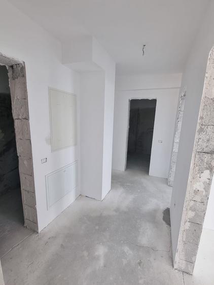 Faleza nord complex de blocuri noi-apartament 3 camere cu vedere frontala la lac