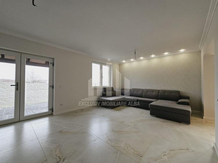 Casa tip duplex | 120 mp | Bucataria Mobilata | Dealul Furcilor
