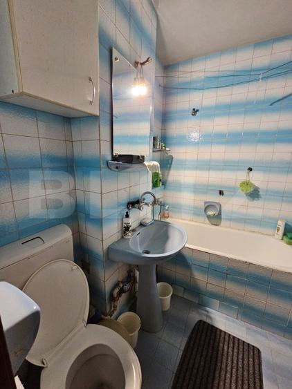 Apartament 3 camere, decomandat, 66 mp, etaj intermerdiar, zona Pietei Flora