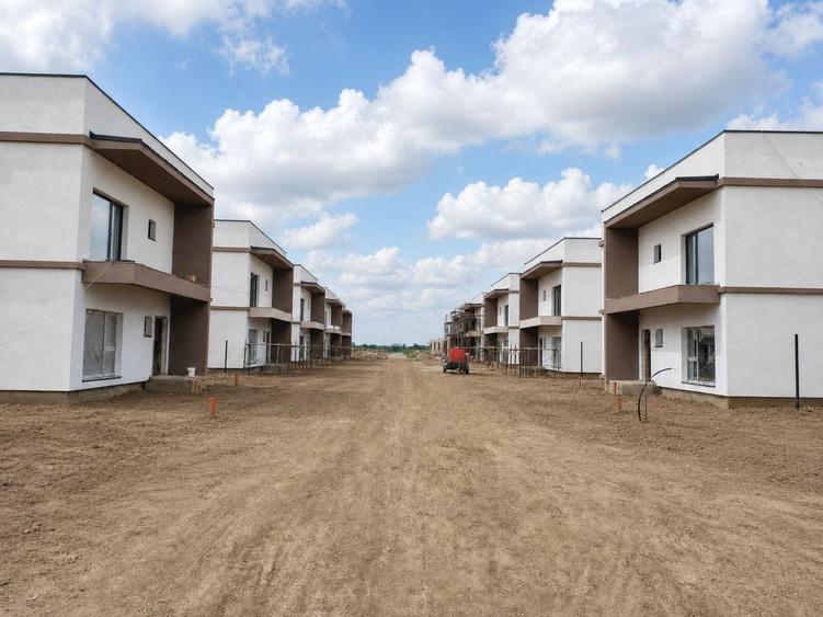Vila Individuală 5 camere Mihai Eminescu Tunari Dotări Premium