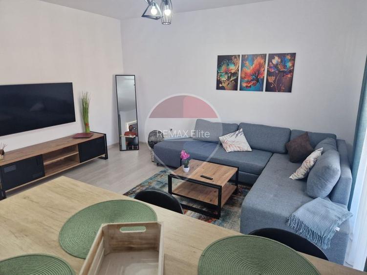 Închiriere apartament 2 camere, bloc Eleven, cartier Tractorul-Coresi - 3