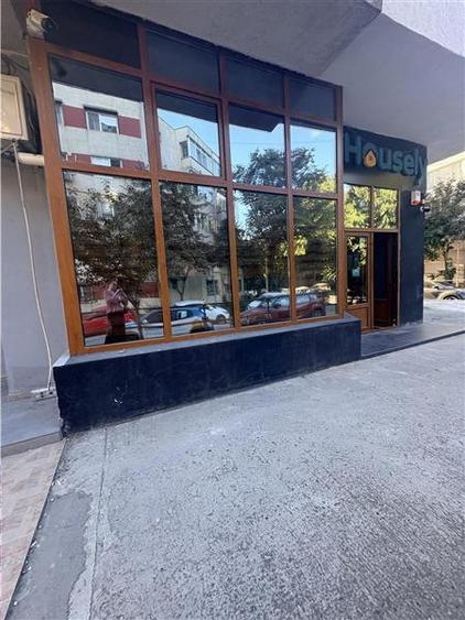 Spatiu Comercial de Inchiriat Ideal pentru Birouri - Casa de Cultura
