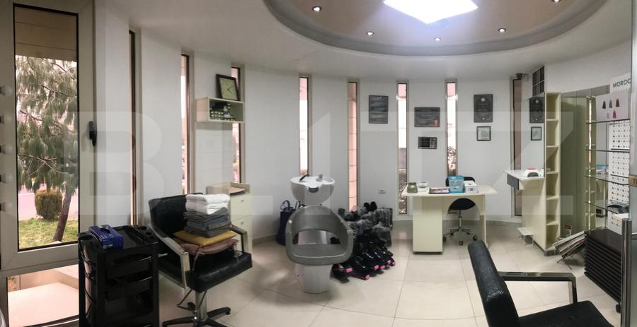 Spatiu comercial / Spa de Vanzare, 290 mp, zona Micro 3 Targoviste