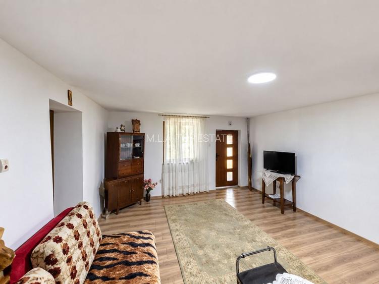 Casă de vânzare – Sântana Alexa Caporal - 3