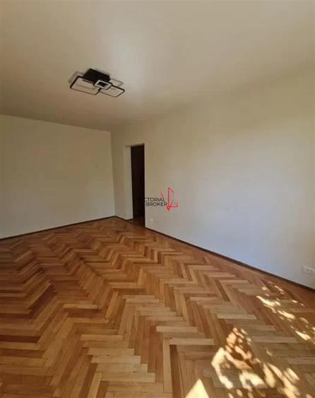 3 camere Titan Piata Minis renovat , luminos