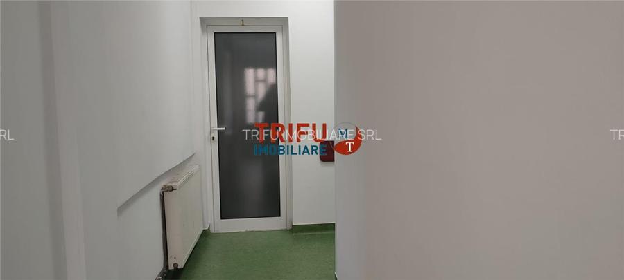 Spatiu comercial 4 camere de vanzare in Cetate - 10
