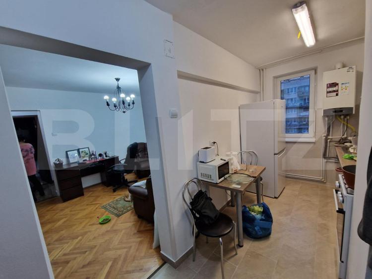 Apartament 2 camere, 43mp, etaj intermediar, zona Mercur
