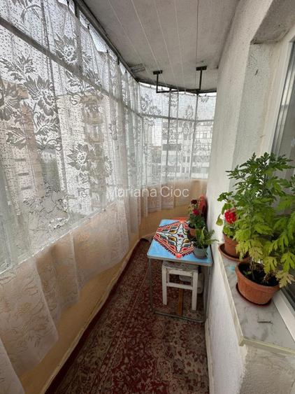 Proprietar vând apartament 3 camere, cartier Cornițoiu - 12
