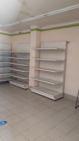 Spațiu comercial de vânzare