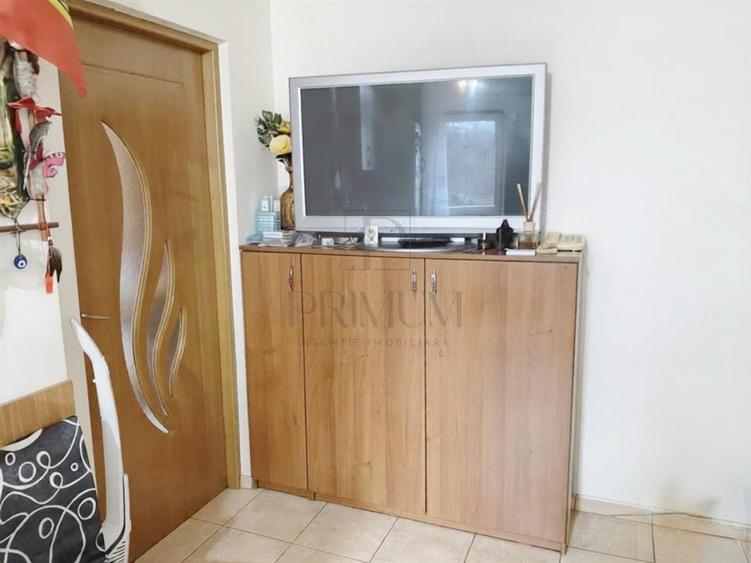 LIPOVEI - 3CAM - 2 BAI - BOXA - CENTRALA PROPRIE - ETAJ 2