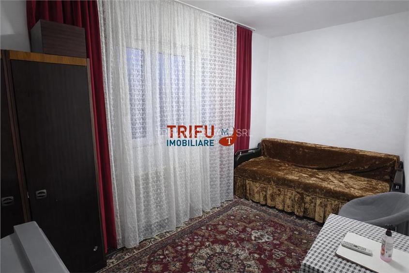 Apartament 4 camere semidecomandat etaj 8 zona Bulevard Cetate - 3