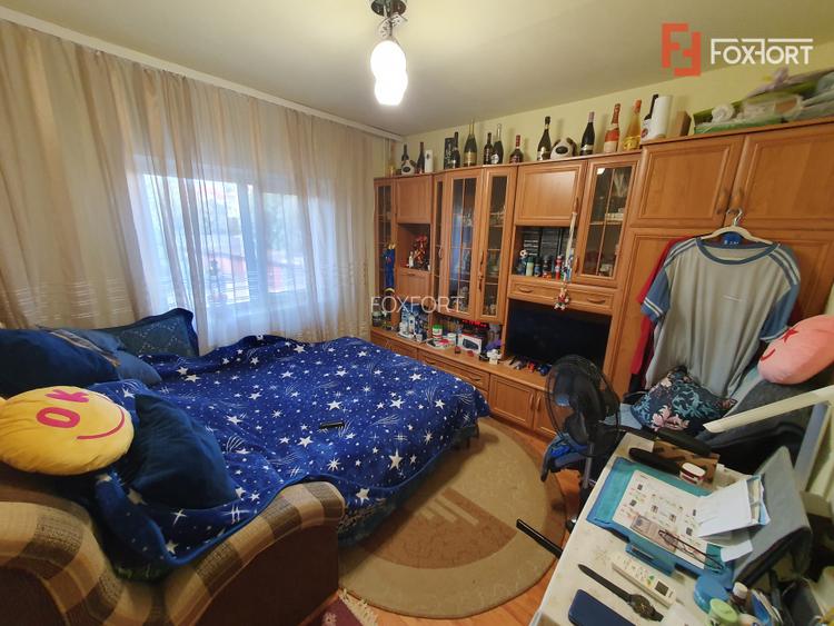 Apartament 3 camere, etaj 1, centrala proprie, bloc izolat - Zona Kiriac