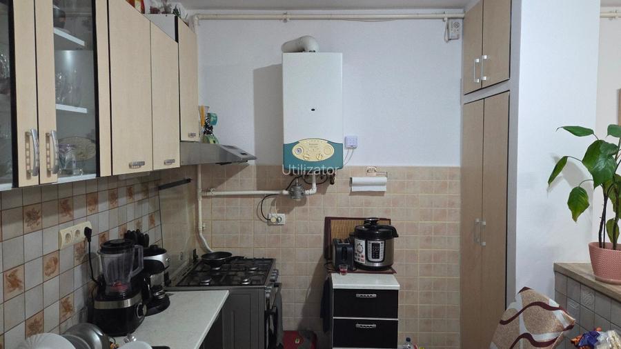 Proprietar,Vând apartament 3 camere decomandat  66 mp în Satu Mare zona Gh Bariț - 3