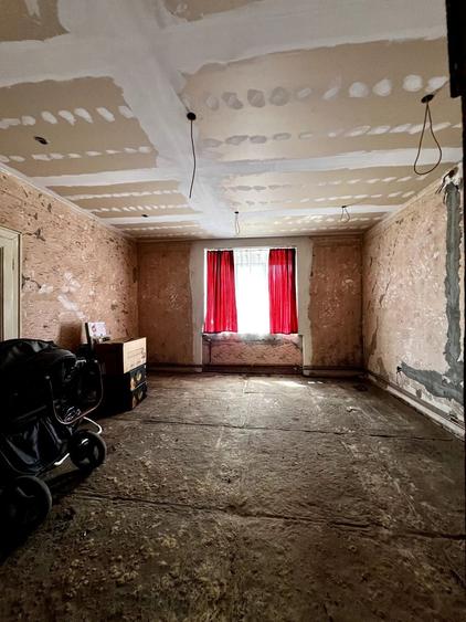 Casa in Tinca, centrala, 3 camere cu strada asfaltata
