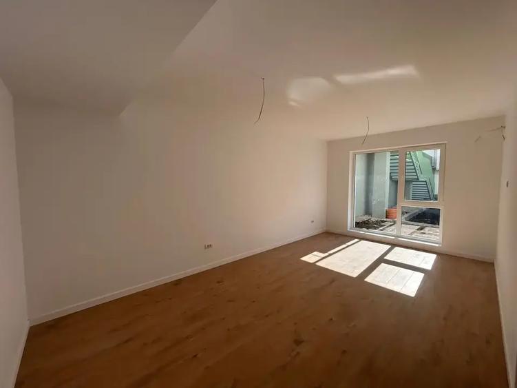 Apartament 2 Camere | Tunari | Nemobilat | Pretabil Birou, Comercial