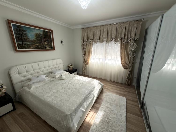 Casa deosebita cu 2400mp teren in oras