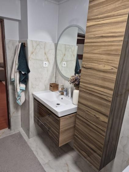 Inchiriez apartament 3 camere Bucurestii Noi