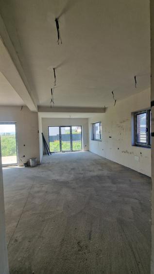 Casa individuala, 142mp, teren de 350mp, zona KM 17