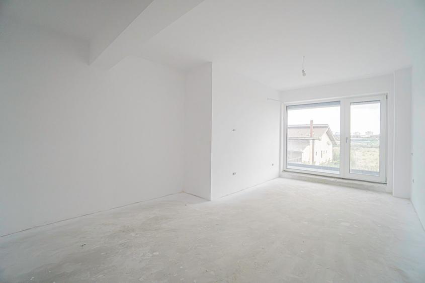 Tomis Nord/Carrefour-Apartament 3 camere decomandate, bloc nou.