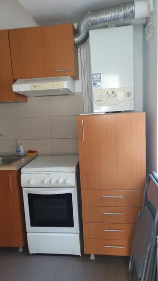 Vitan Moll , 5 munte metrou  Mihai Bravu
