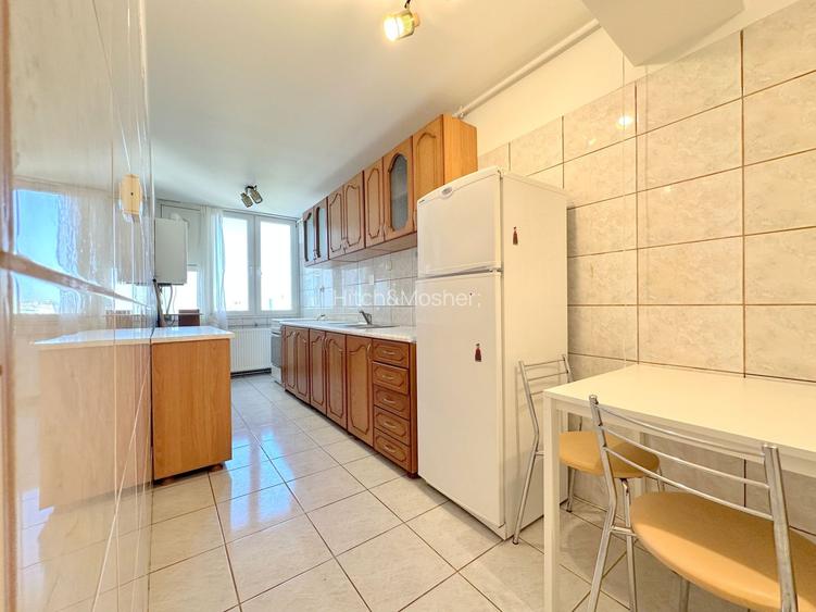 Apartament 3 camere, zona Dacia