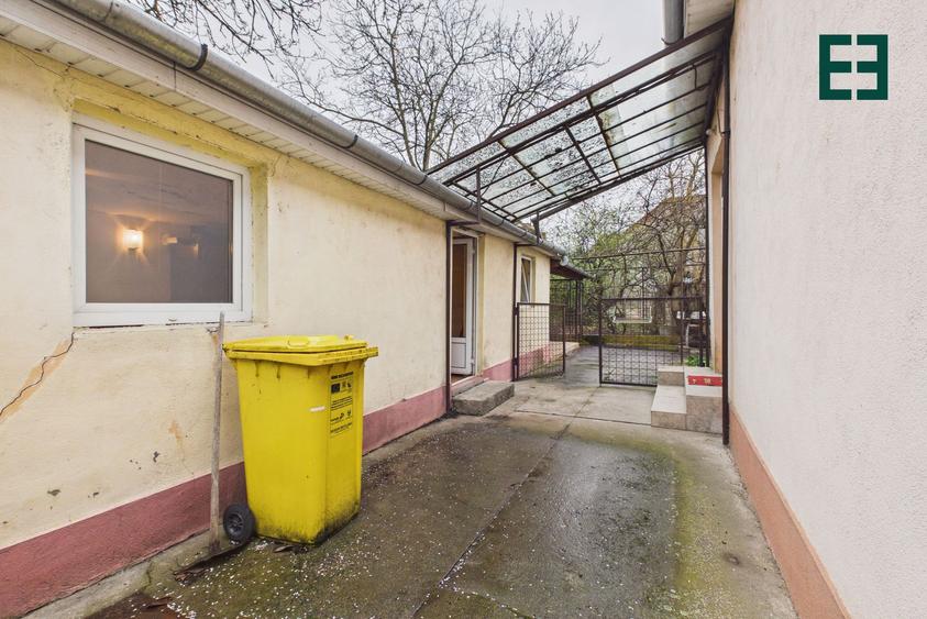 Casă cu 2 camere și 475 mp teren - Zona Aradul Nou - Arad