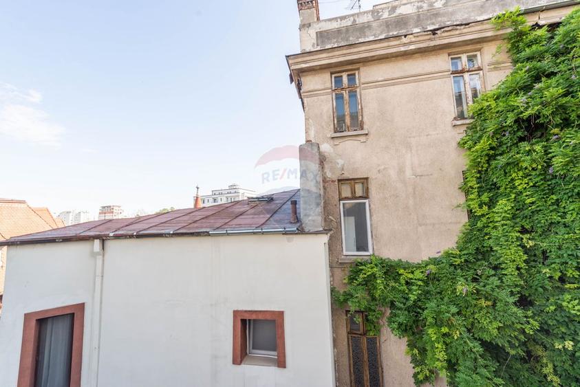 Apartament 4 camere de vanzare 104 mpu, Calea Mosilor