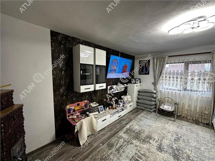 Casa individuala si teren de 863 mp in Cristian zona Primarie