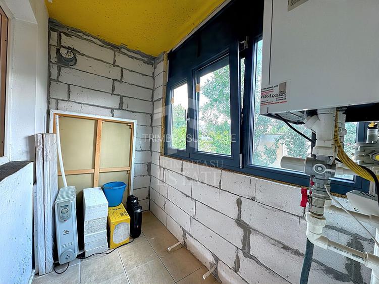 3 camere et 3 bloc 1981 2 băi Centrală proprie Metrou Gorjului 7 min - 4