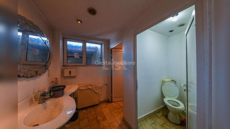 De vanzare Hotel, nefunctional, 70 camere + teren 3590 mp, Dej┃ - 15