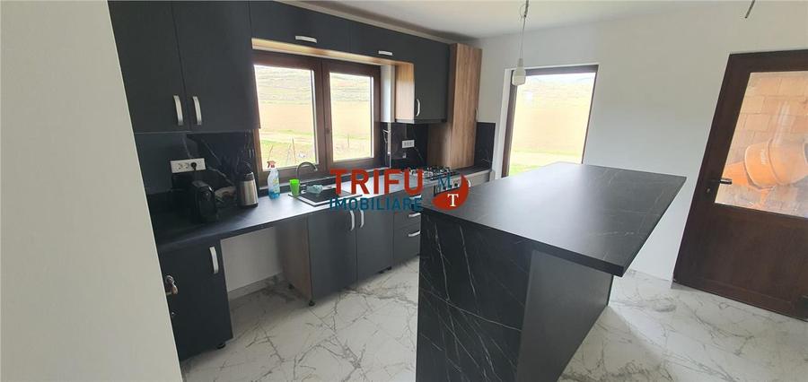 Casa noua semifinisata pe nivel 500 mp teren comuna Ighiu