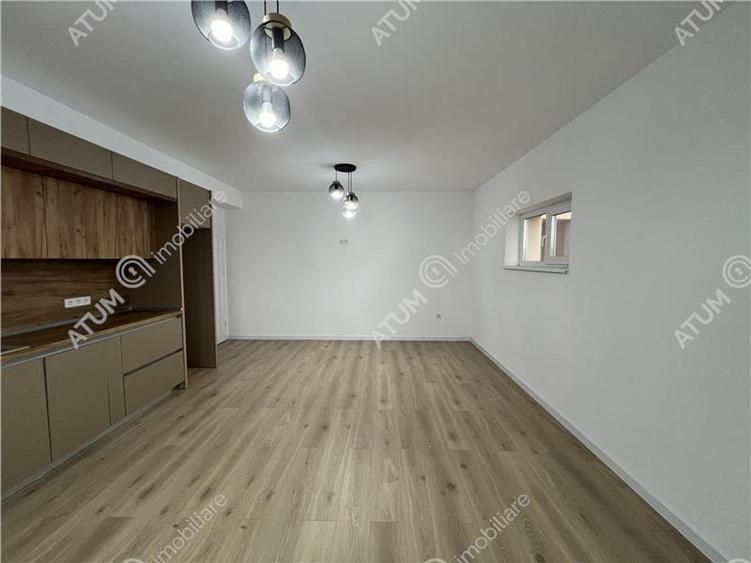 Apartament intabulat de 3 camere cu 2 balcoane pe Calea Surii Mici