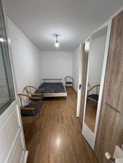 Apartament 2 cam, cf 2, etaj 2/4, Vest - Marasesti