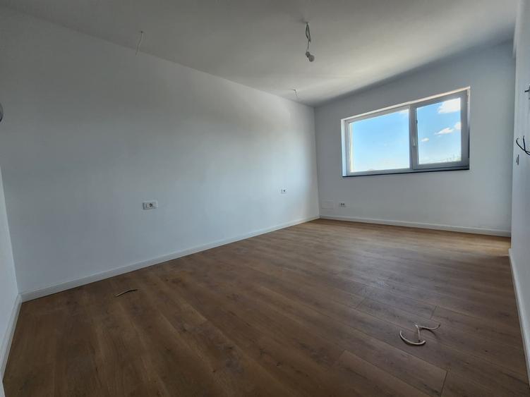 CASA INDIVIDUALA , VALEA ADANCA , 135MP UTILI , 430 MP TEREN