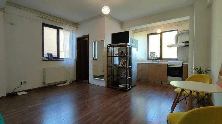 Apartament 2 camere, semidecomandat, 45 mp, centrala, metrou, Bucurestii Noi