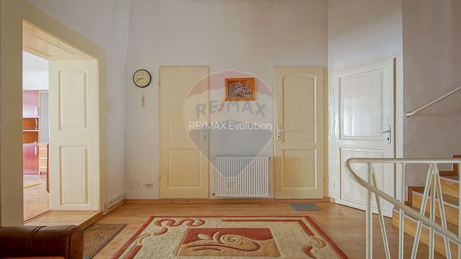 APARTAMENT ISTORIC 110 MP CU POD SI VEDERE SPRE STRADA REPUBLICII - 4