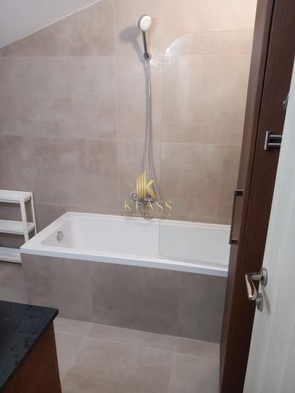 Vilă 4 camere, 3 băi, curte - P+1+M - 2 parcări - Cosmopolis