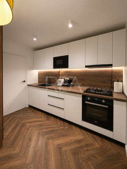 3 camere, Ștefan cel Mare, et. 1, 68 mp, metrou, renovat, anvelopat