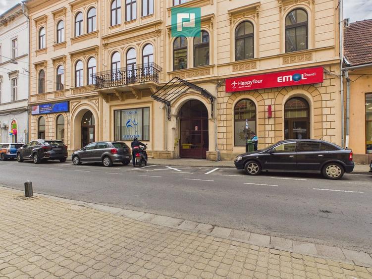 Apartament cu 4 camere – Zona Centrală