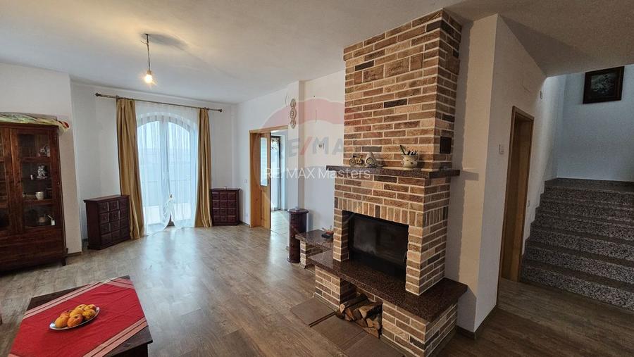 Casă / Vilă de lux, Scheia, Suceava - 31
