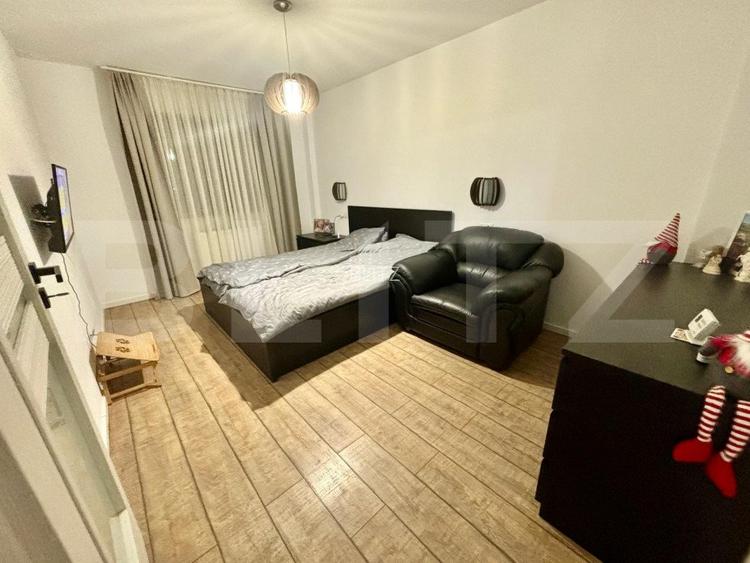Apartament 3 camere, 64mp, 2 garaje, 2 bai, intermediar,zona Terra - 8