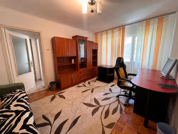 Apartament 2 camere-etaj intermediar-Tătărași, Doi Băieți